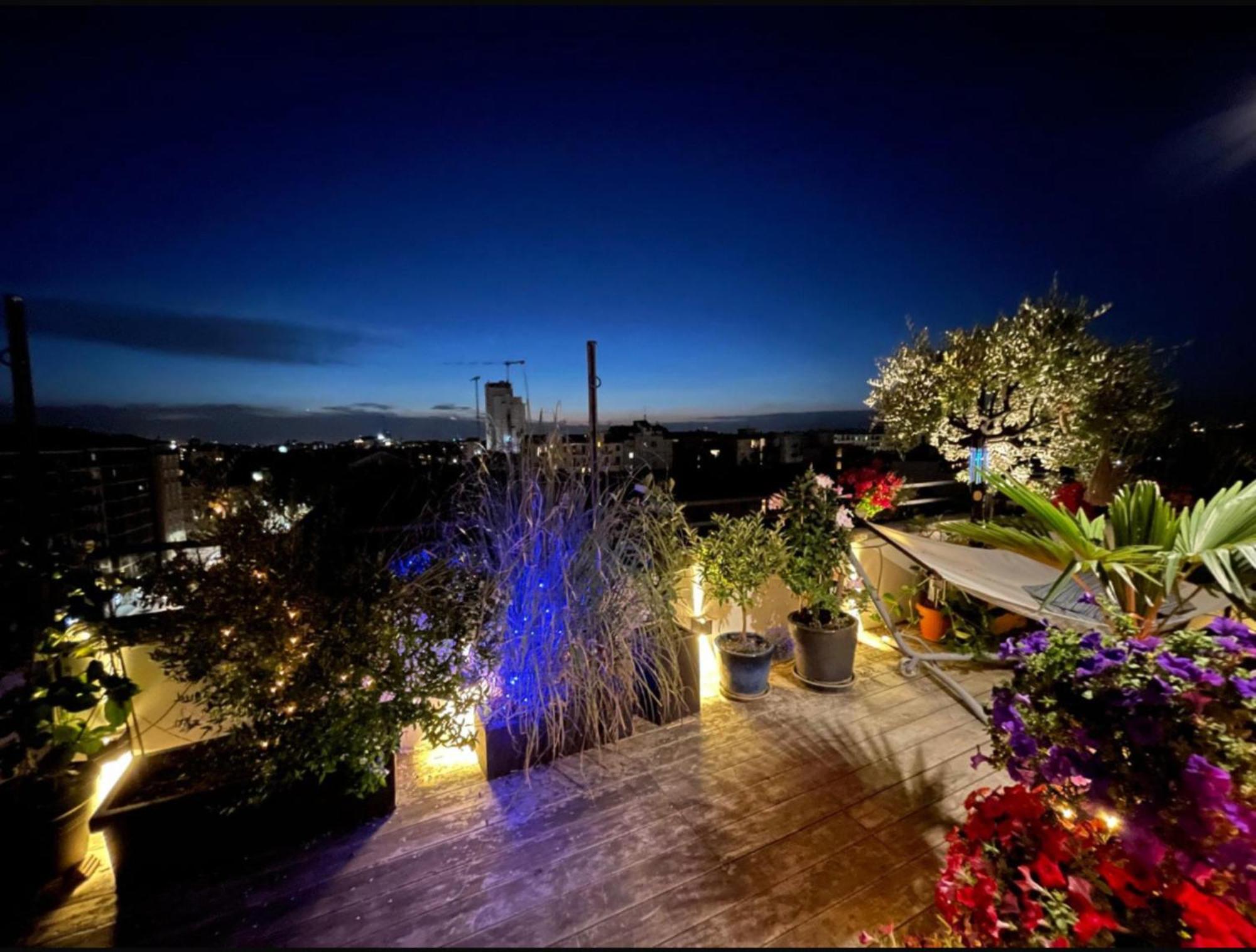 Attico Domusmi Lunigiana Sunset Terrace Apartment Mailand
